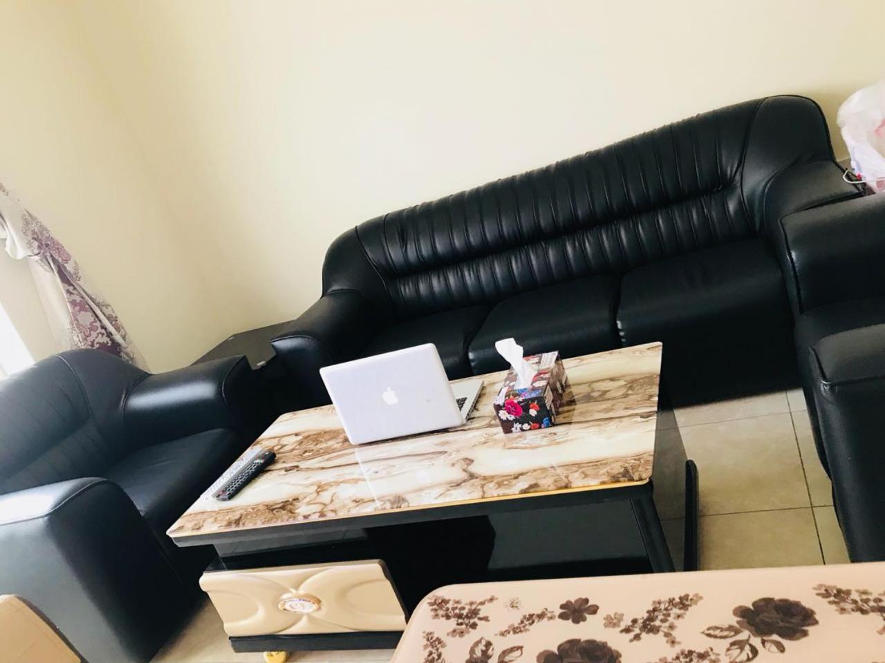 دبي California Hostel المظهر الخارجي الصورة