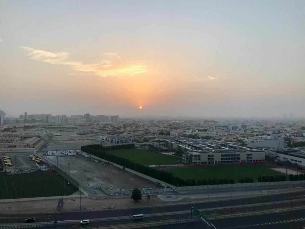 دبي California Hostel المظهر الخارجي الصورة